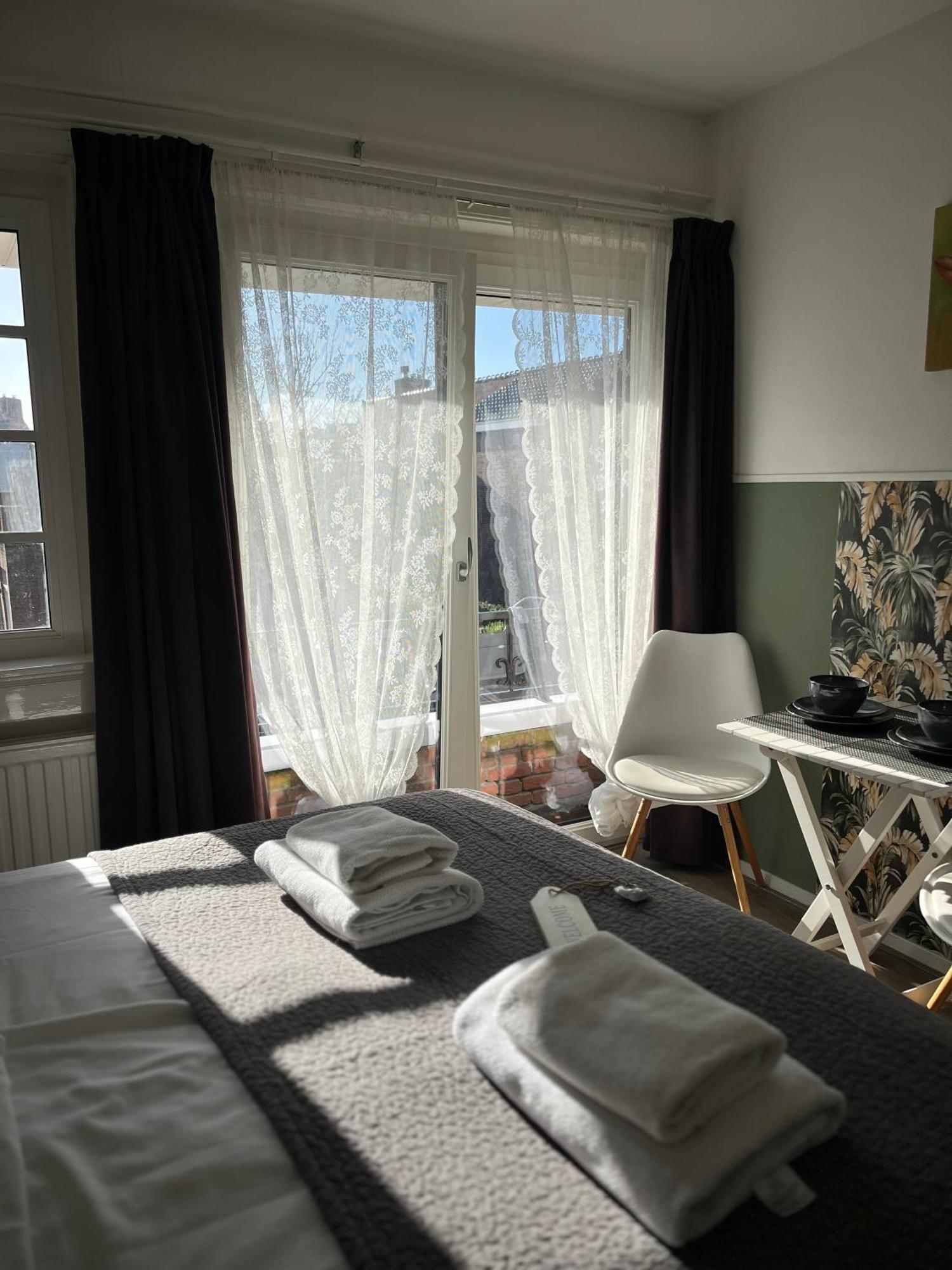 Bed & Breakfast Hotel ซานด์โวร์ต ภายนอก รูปภาพ