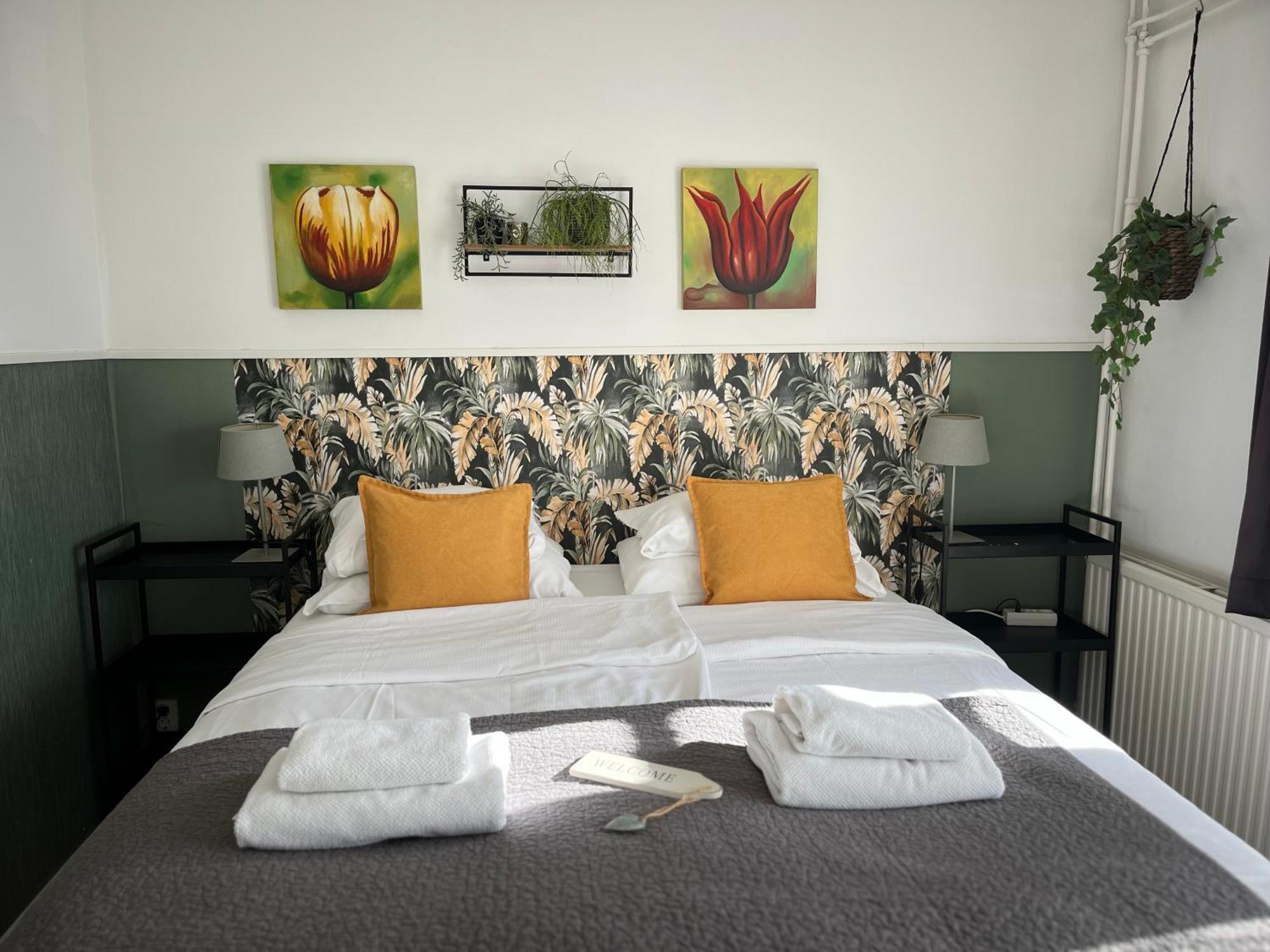 Bed & Breakfast Hotel ซานด์โวร์ต ภายนอก รูปภาพ