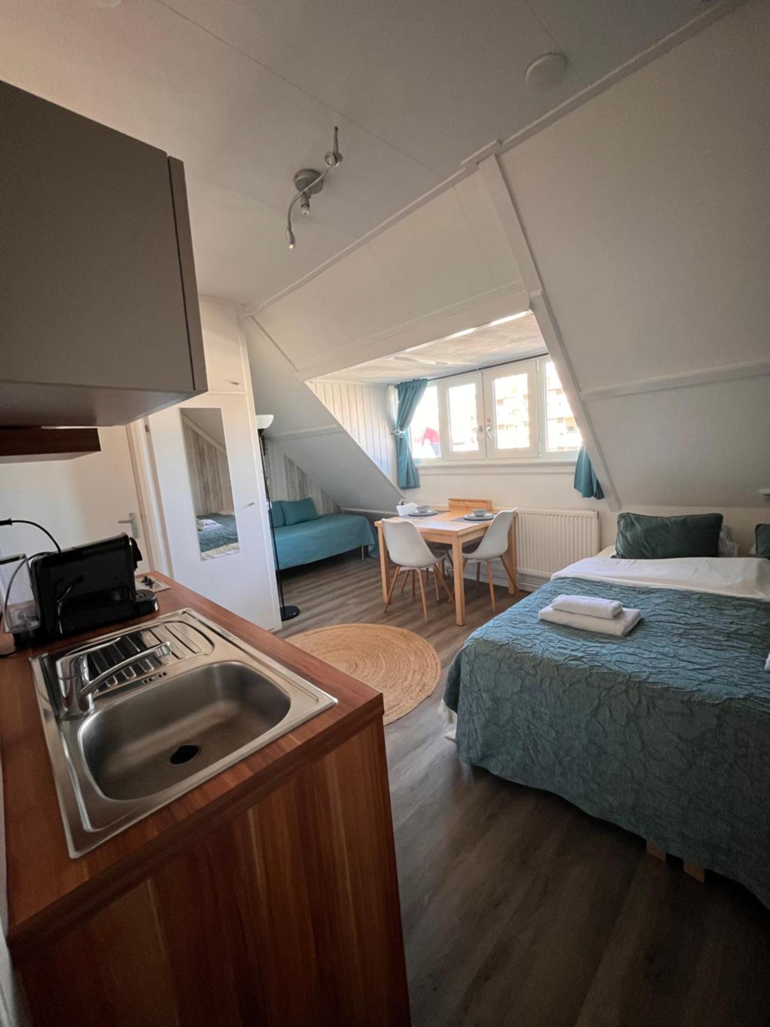 Bed & Breakfast Hotel ซานด์โวร์ต ภายนอก รูปภาพ