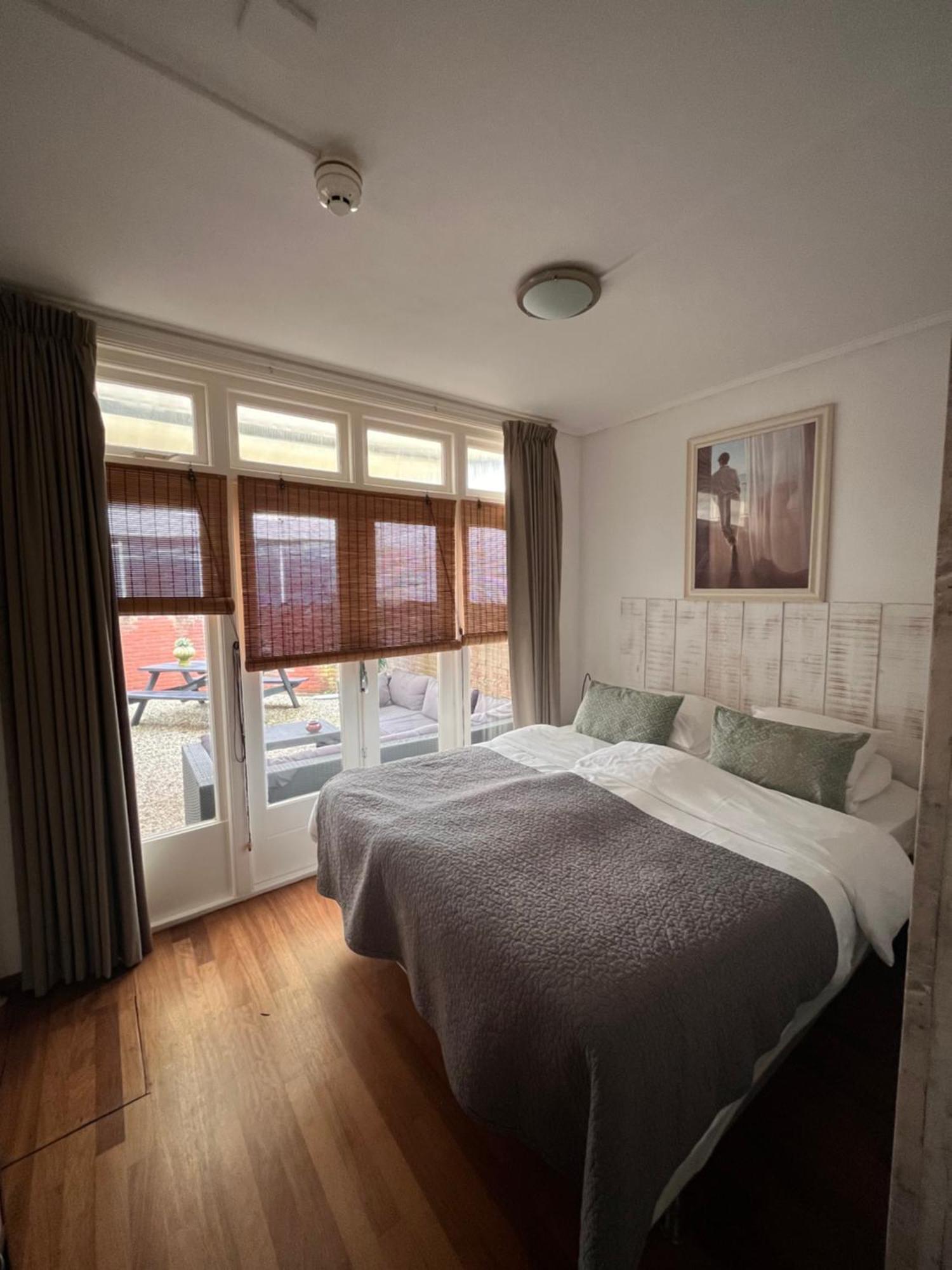 Bed & Breakfast Hotel ซานด์โวร์ต ภายนอก รูปภาพ