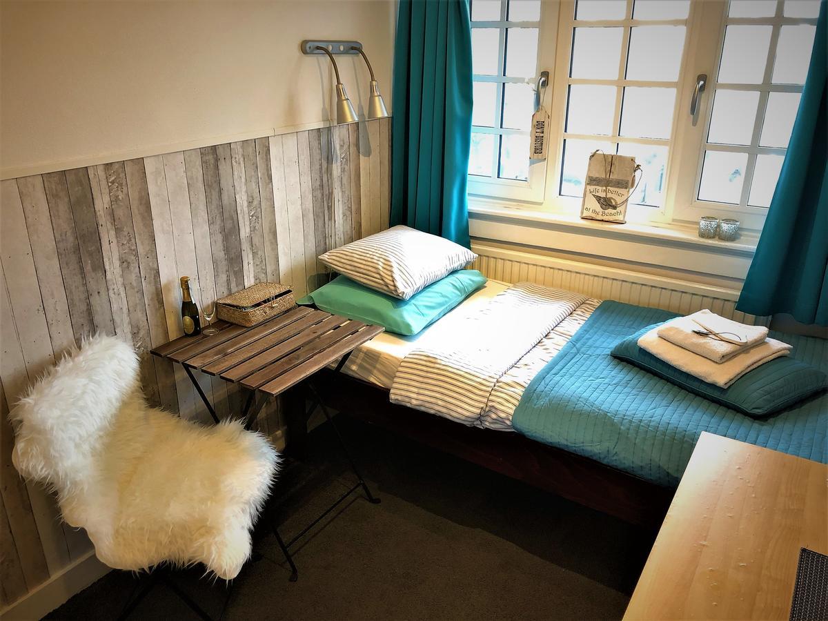 Bed & Breakfast Hotel ซานด์โวร์ต ภายนอก รูปภาพ