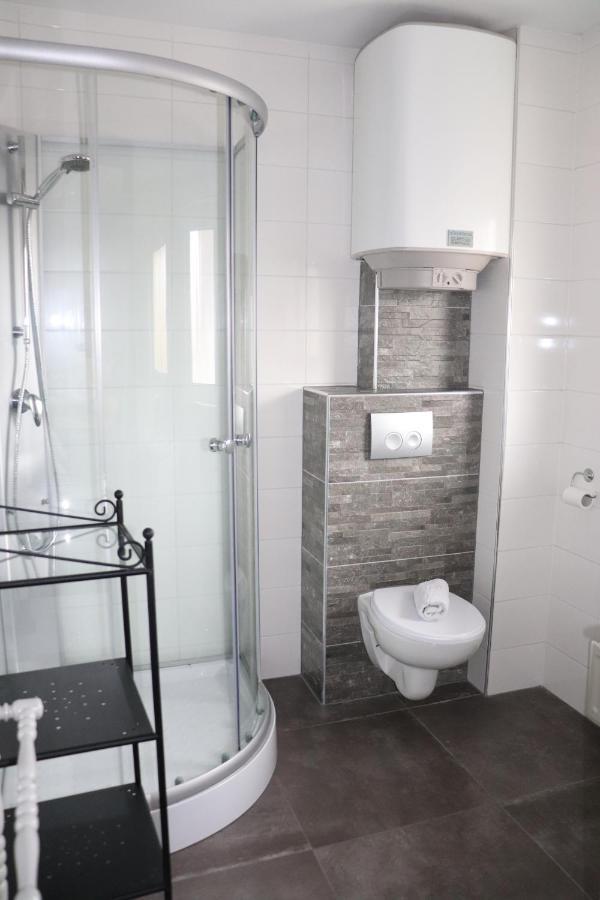 Bed & Breakfast Hotel ซานด์โวร์ต ภายนอก รูปภาพ